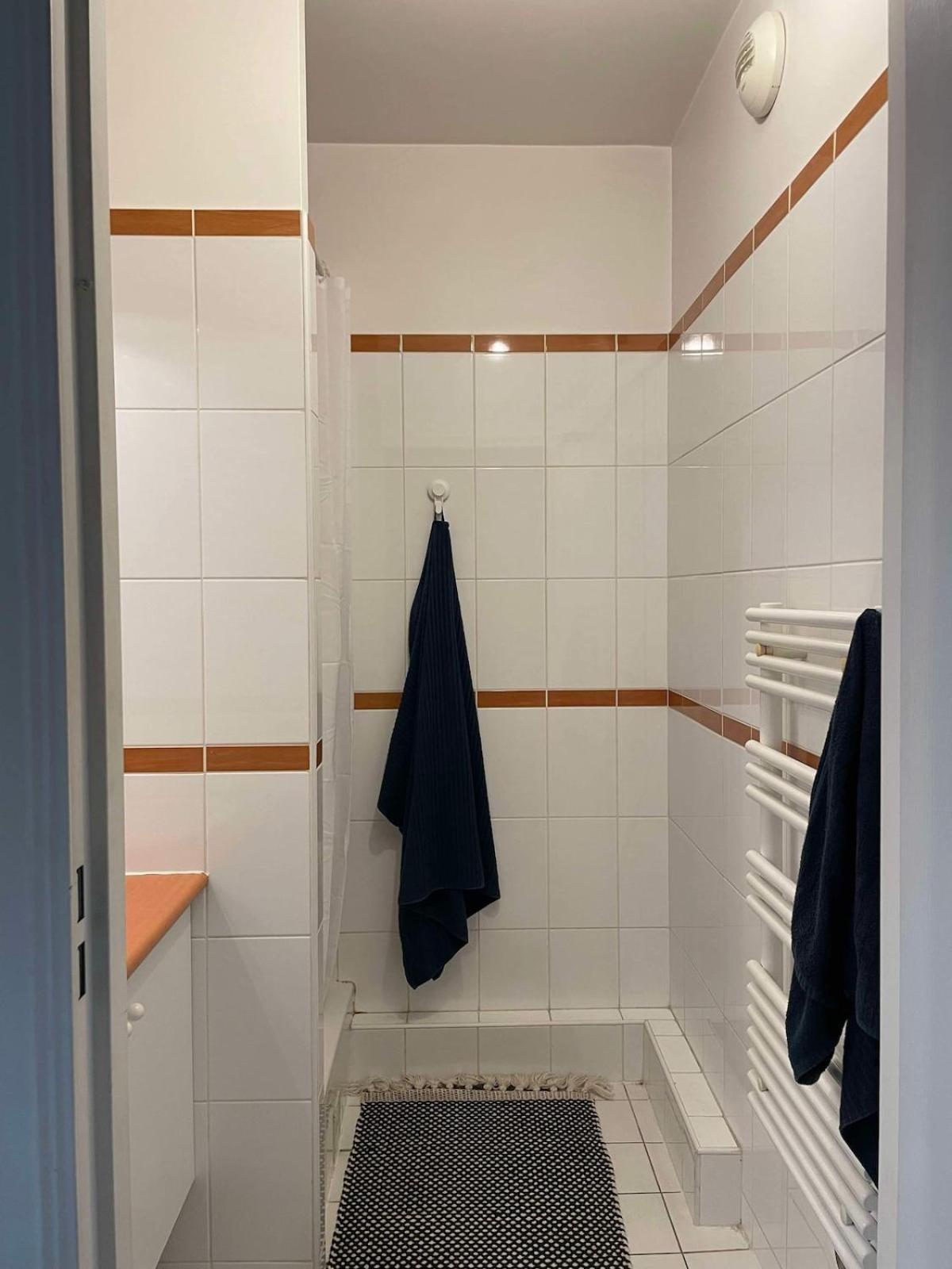 Appartement Spacious And Bright - Canal St-martin Parijs